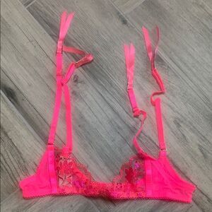 ASOS DESIGN premium shimmer embroidered suspender belt in hot pink Size M